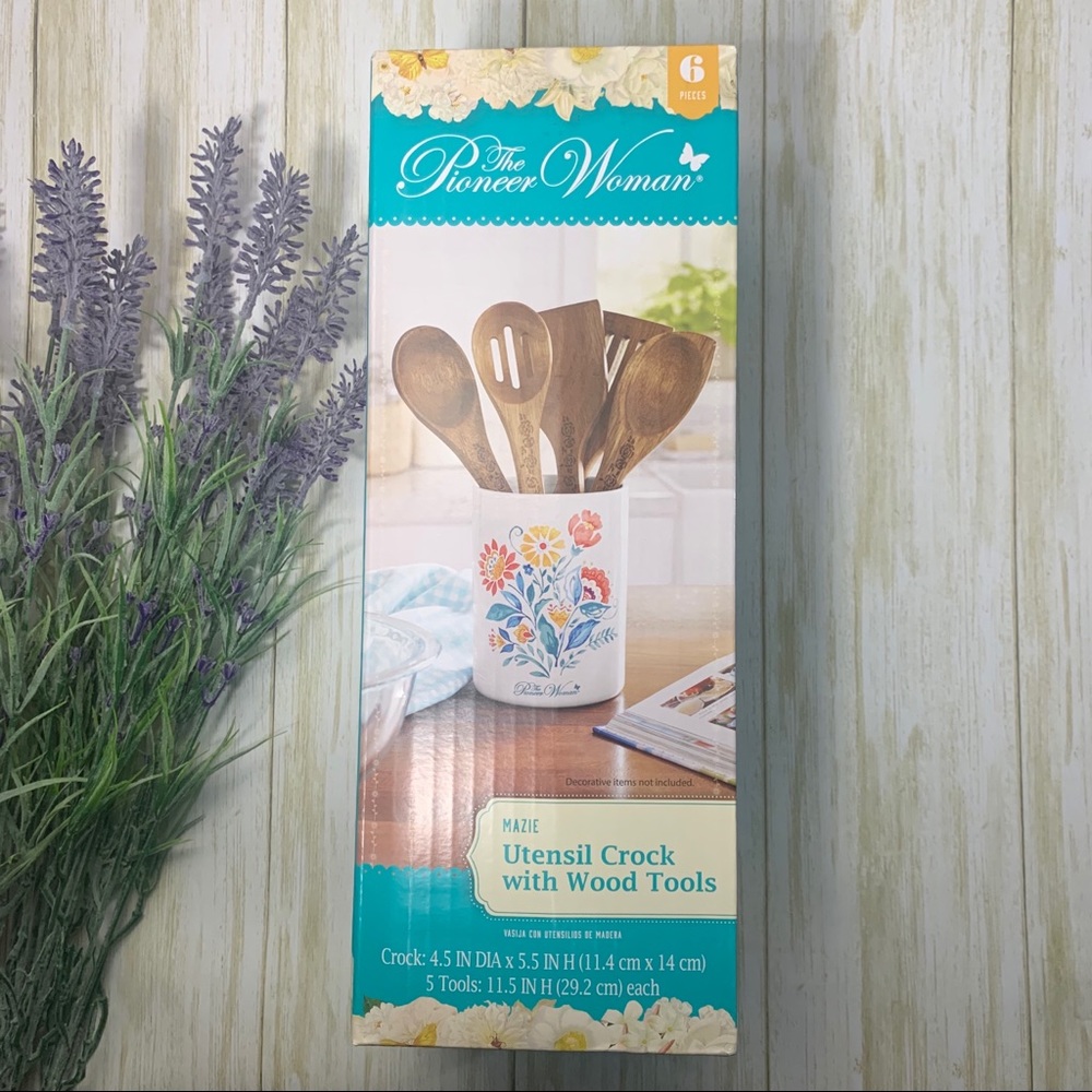The Pioneer Woman Utensil Crock with Wood Tools Mazie
